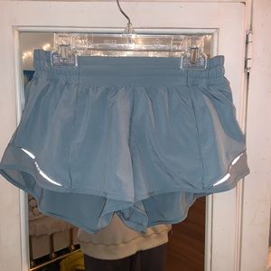 Lulu lemon shorts, don’t fit, love these!